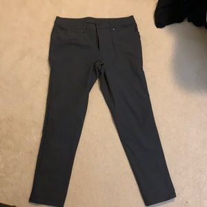 Lululemon men’s ABC pants